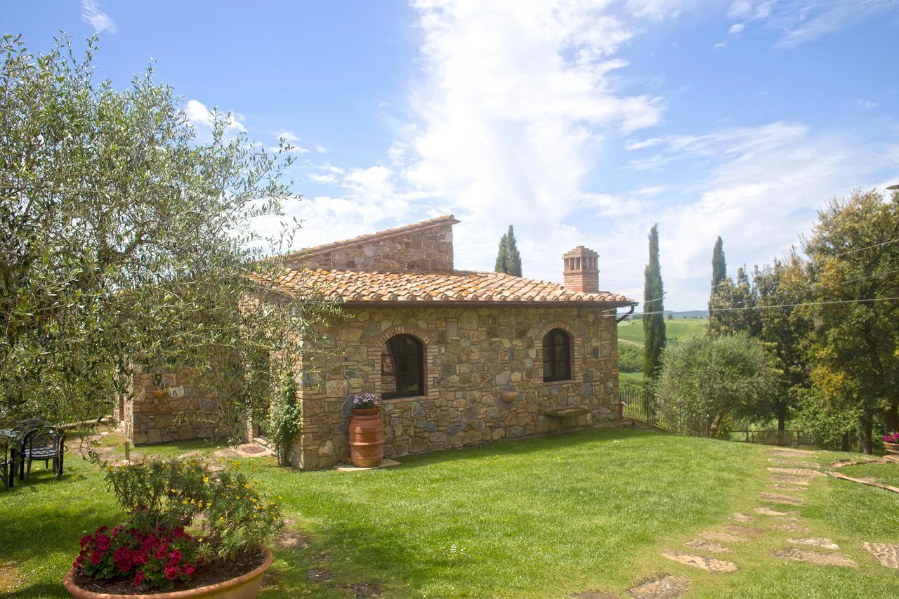 Residenza Storica Casale Pozzuolo Villa Cinigiano Bagian luar foto