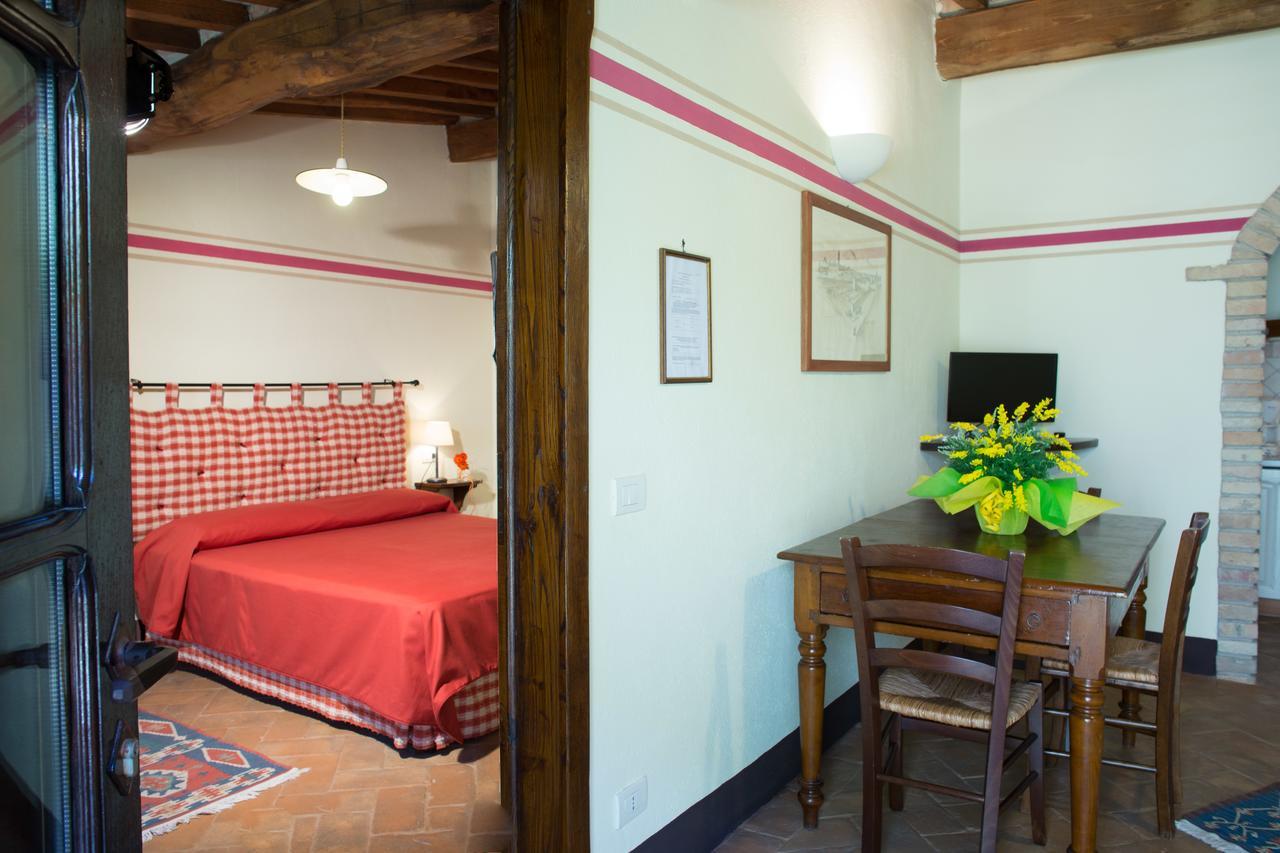Residenza Storica Casale Pozzuolo Villa Cinigiano Ruang foto