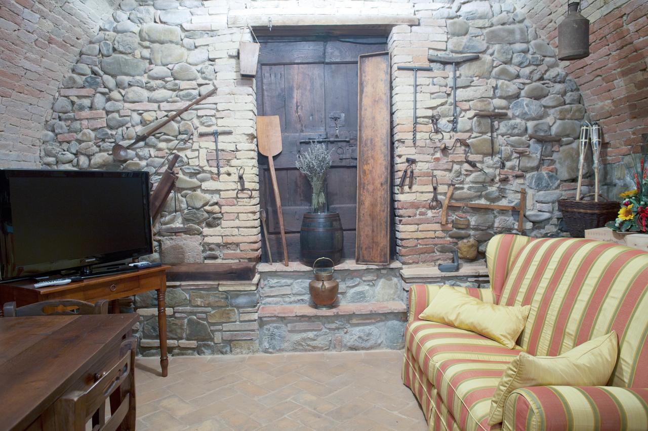 Residenza Storica Casale Pozzuolo Villa Cinigiano Bagian luar foto