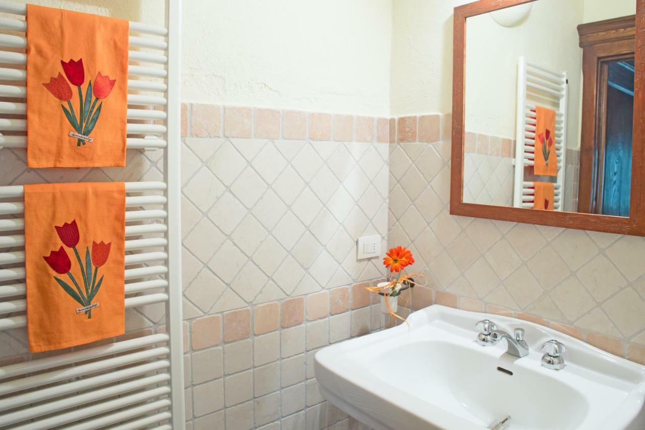 Residenza Storica Casale Pozzuolo Villa Cinigiano Bagian luar foto